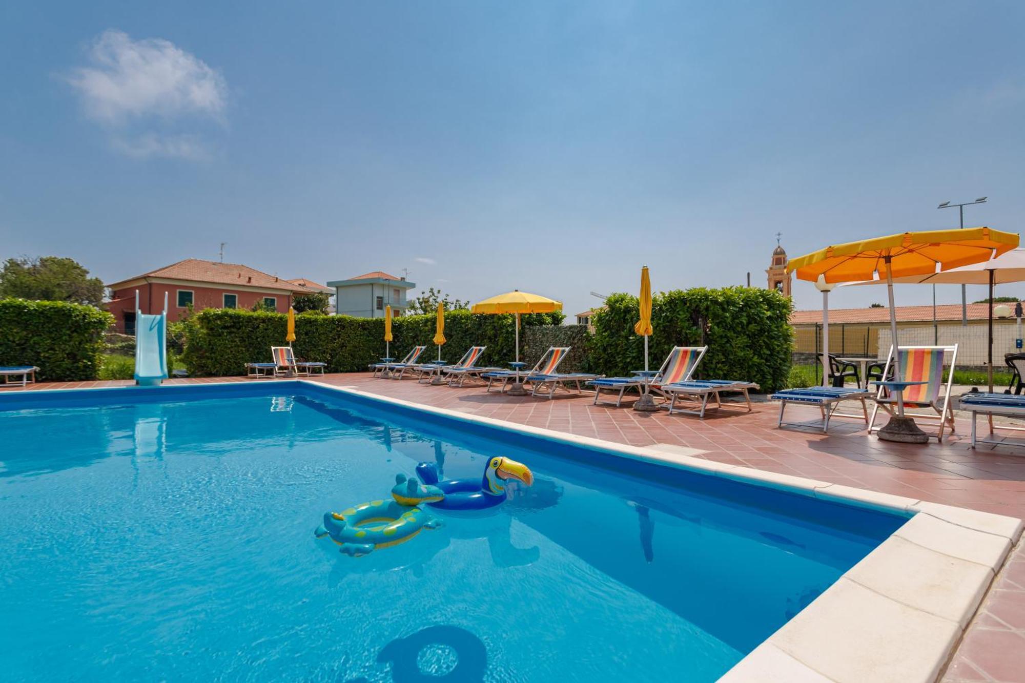 Residence Mizar Pietra Ligure Zewnętrze zdjęcie