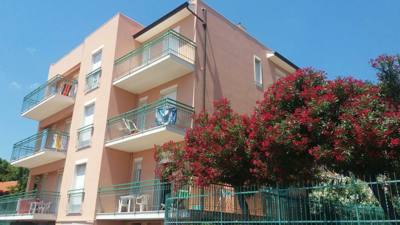 Residence Mizar Pietra Ligure Zewnętrze zdjęcie